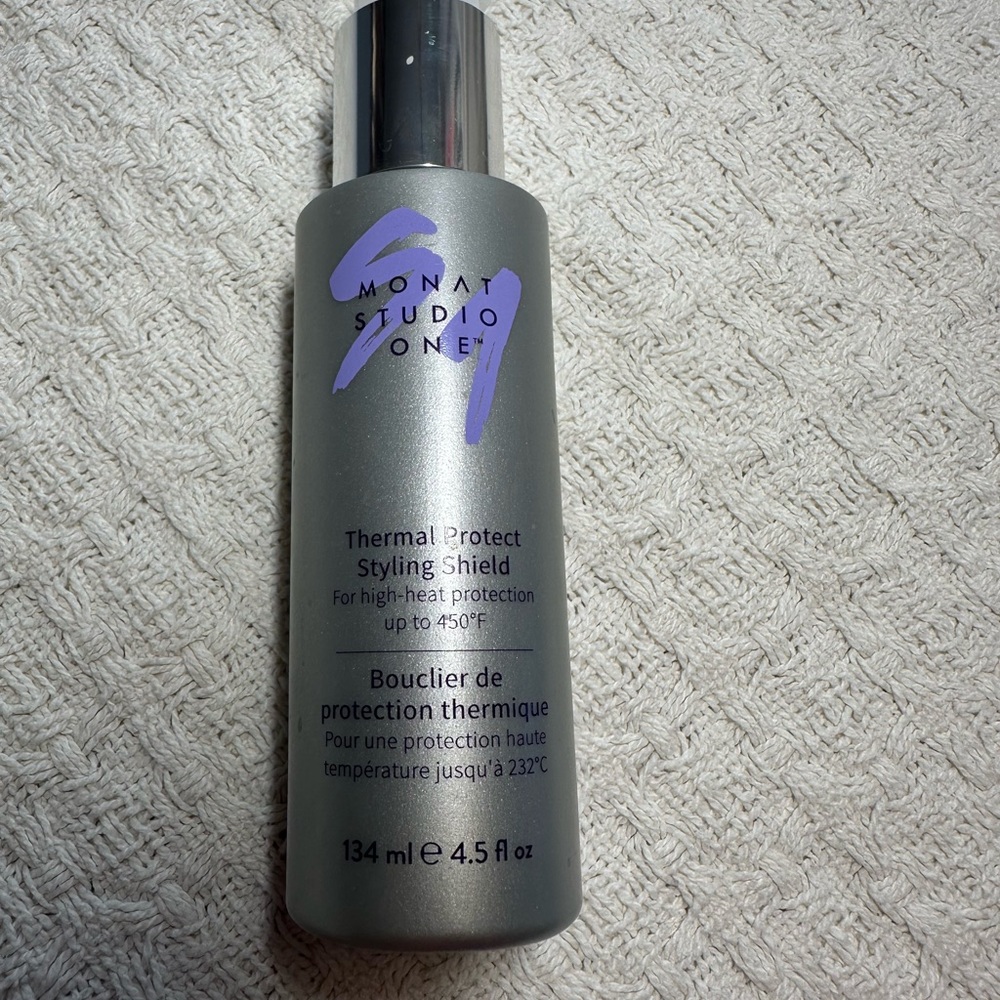 Monat Studio One Thermal Protect Styling Shield High-Heat Protection 4.5oz 134mL